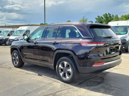 Used 2022 Jeep Grand Cherokee Limited 4xe AWD/4WD image 3