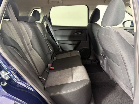 Used 2025 Nissan Rogue SV FWD image 22