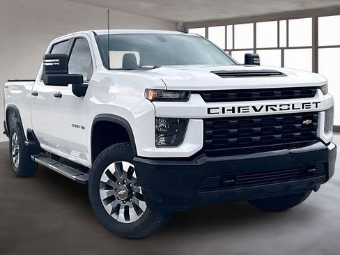 Used 2023 Chevrolet Silverado 2500 Custom w/ Custom Value Package AWD/4WD image 3