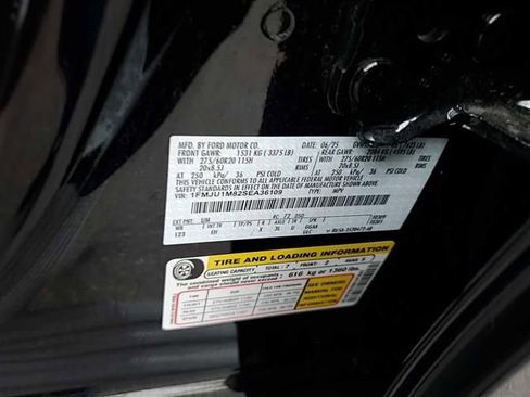 Used 2025 Ford Expedition Platinum image 11