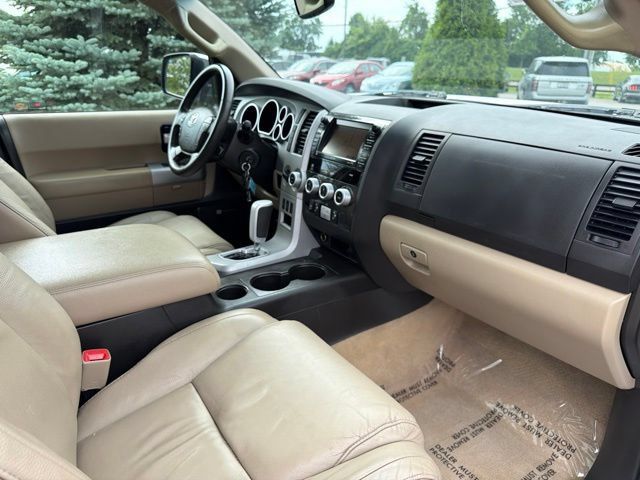 Used 2008 Toyota Sequoia Limited AWD/4WD image 27