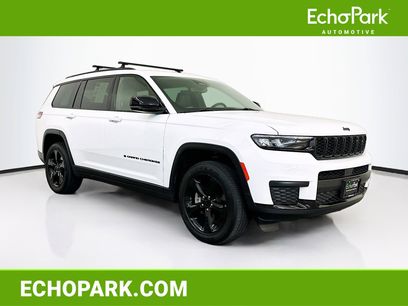 Used 2023 Jeep Grand Cherokee L Laredo