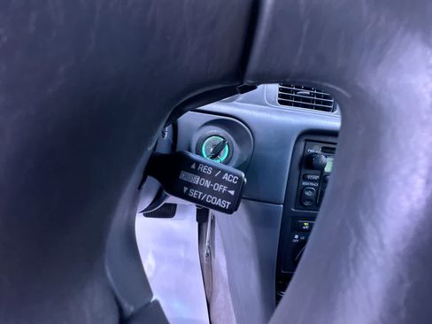 Used 2001 Toyota Camry CE FWD image 20