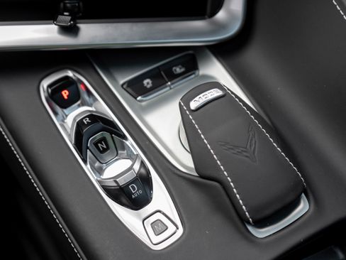 Used 2024 Chevrolet Corvette Stingray Premium Cpe w/ Z51 Performance Package RWD image 26