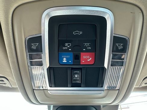 Used 2021 RAM 1500 Limited AWD/4WD image 46
