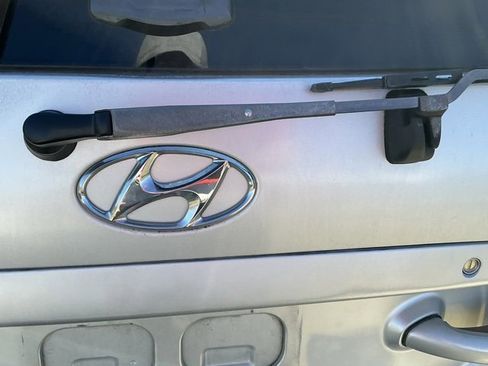 Used 2004 Hyundai Santa Fe GLS image 7