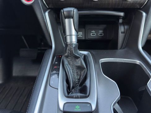 Used 2022 Honda Accord EX-L image 4