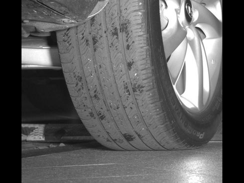 Used 2017 INFINITI QX30 Premium w/ Navigation Package image 15