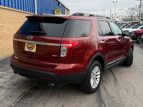 Used 2014 Ford Explorer XLT w/ Equipment Group 202A image 9