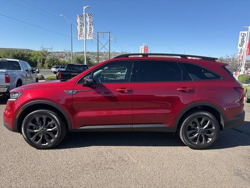 Used 2023 Kia Sorento SX Prestige AWD/4WD image 4