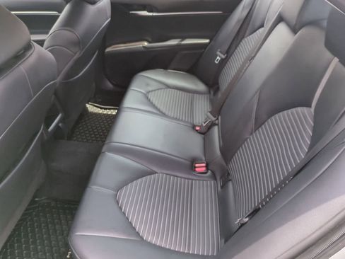 Used 2023 Toyota Camry SE AWD/4WD image 19