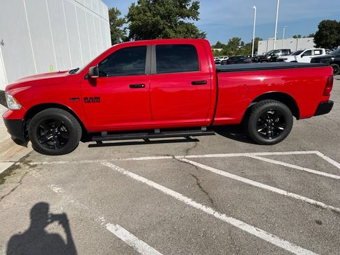 Used 2018 RAM 1500 Big Horn RWD image 2