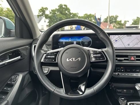 Certified 2024 Kia Seltos EX AWD/4WD image 13