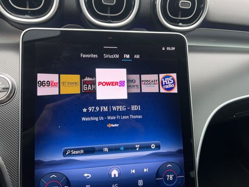 Used 2025 Mercedes-Benz C 300 4MATIC Sedan image 23