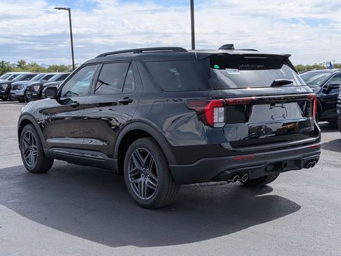 New 2026 Ford Explorer ST AWD/4WD image 8