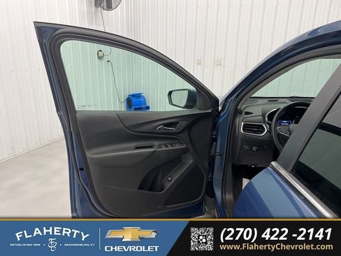 Used 2024 Chevrolet Equinox LT w/ LPO, Floor Liner Package image 8
