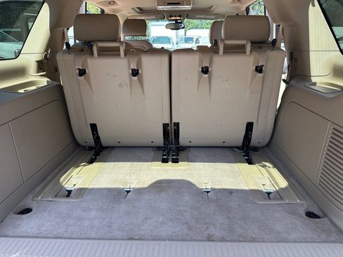 Used 2007 Chevrolet Tahoe LTZ w/ LTZ Preferred Equipment Group RWD image 21