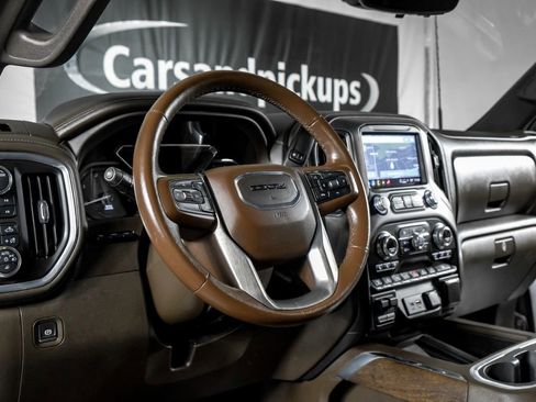 Used 2021 GMC Sierra 3500 Denali w/ Denali Ultimate Package image 15