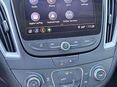 Used 2022 Chevrolet Malibu LS image 23