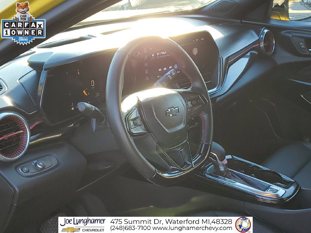 Certified 2025 Chevrolet Trax RS w/ Driver Confidence Package FWD image 12