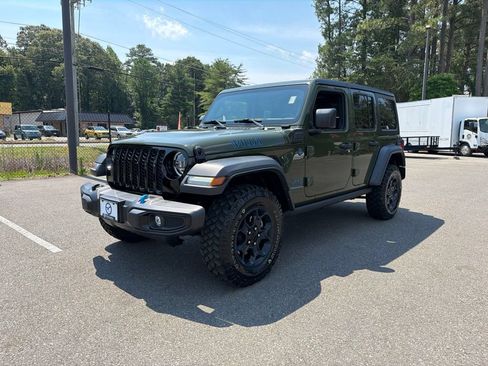 Used 2023 Jeep Wrangler Unlimited w/ Cold Weather Group AWD/4WD image 2