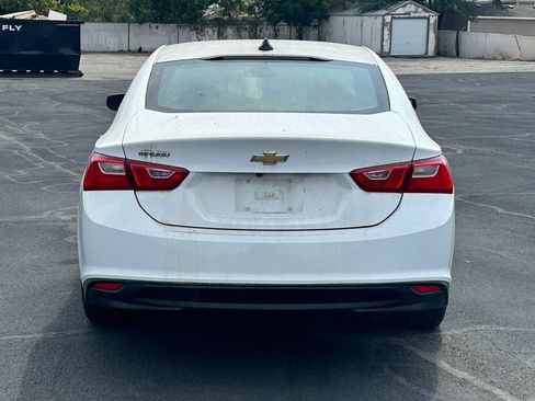 Used 2020 Chevrolet Malibu LS FWD image 4