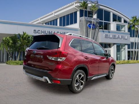 Used 2023 Subaru Forester Touring AWD/4WD image 7