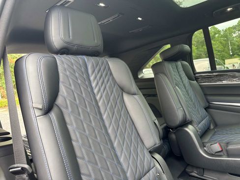 New 2026 Cadillac Escalade IQ Luxury 1 w/ LPO, Floor Liner Package AWD/4WD image 28