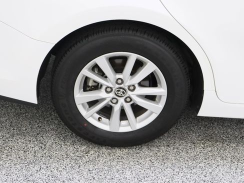 Certified 2025 Toyota Camry LE image 6