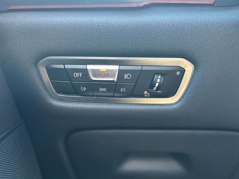 Used 2022 BMW X5 xDrive40i w/ Premium Package image 19