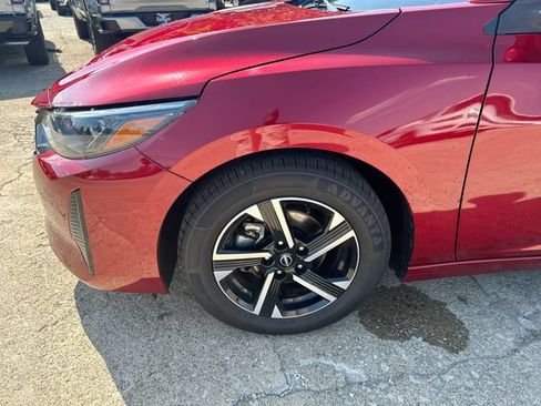 Used 2024 Nissan Sentra SV FWD image 34
