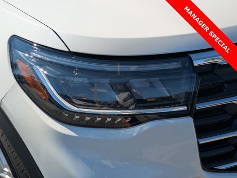 New 2026 Ford Explorer Active image 9