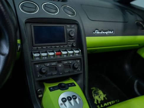 Used 2011 Lamborghini Gallardo LP 560-4 image 39