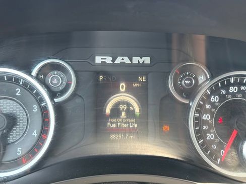 Used 2024 RAM 3500 Tradesman w/ Chrome Appearance Group AWD/4WD image 46
