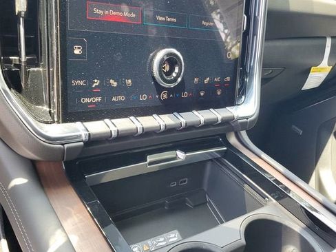 New 2026 GMC Yukon XL Denali AWD/4WD image 23