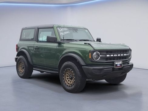 New 2025 Ford Bronco 2-Door AWD/4WD image 2