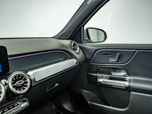 Certified 2026 Mercedes-Benz GLB 250 4MATIC image 30