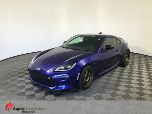 Used 2023 Toyota GR86 w/ ALL Weather Mat Package (TMS) image 3