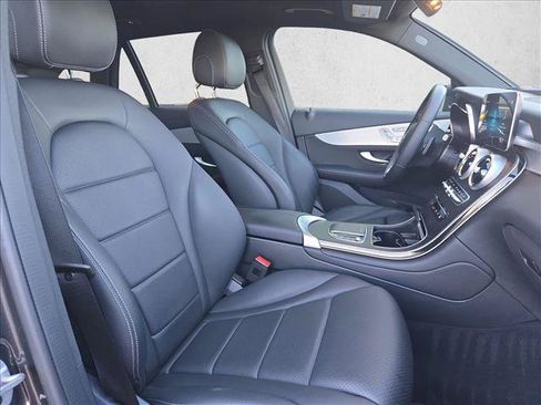 Certified 2022 Mercedes-Benz GLC 300 image 19