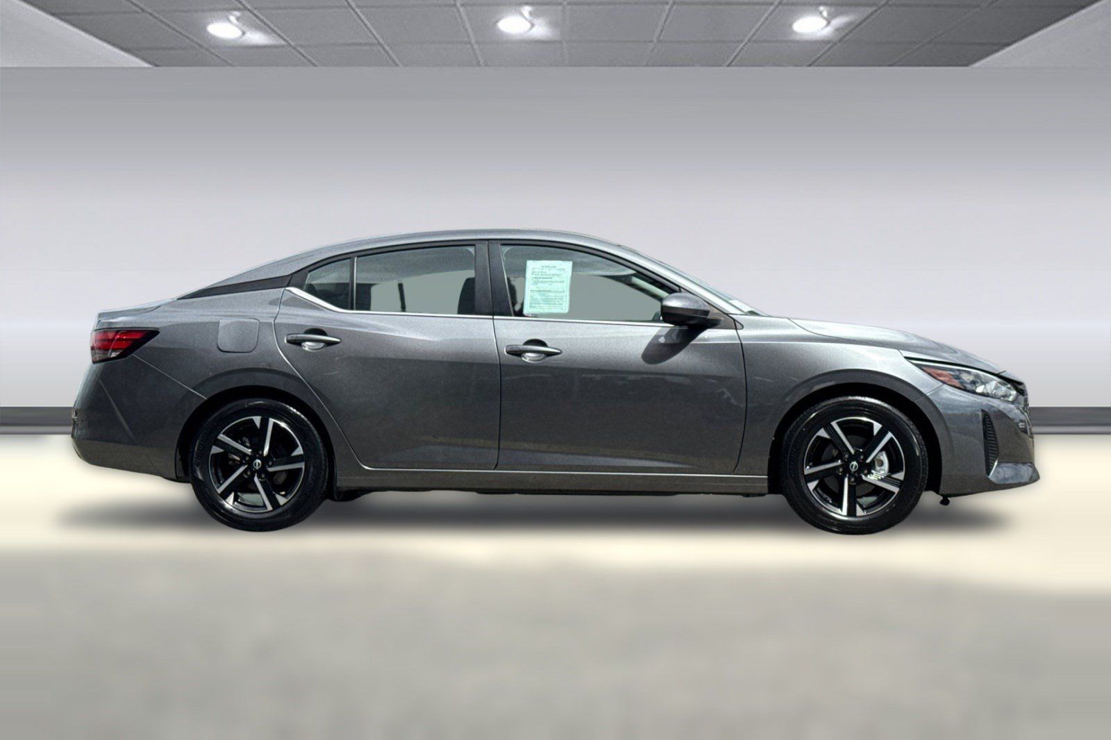 Used 2025 Nissan Sentra SV FWD image 8