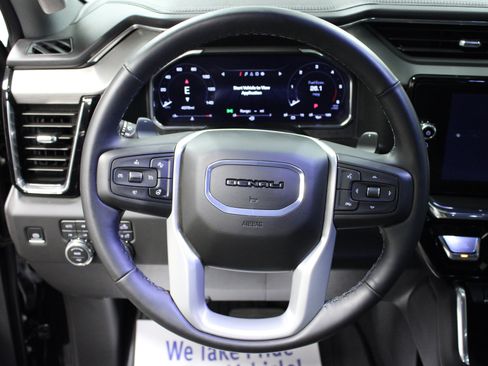 Used 2026 GMC Sierra 1500 Denali w/ Denali Reserve Package AWD/4WD image 17