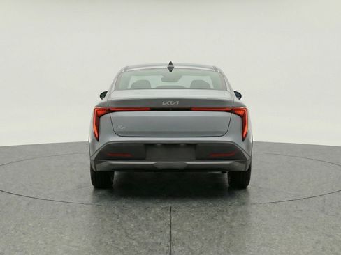 Used 2025 Kia K4 LXS image 7