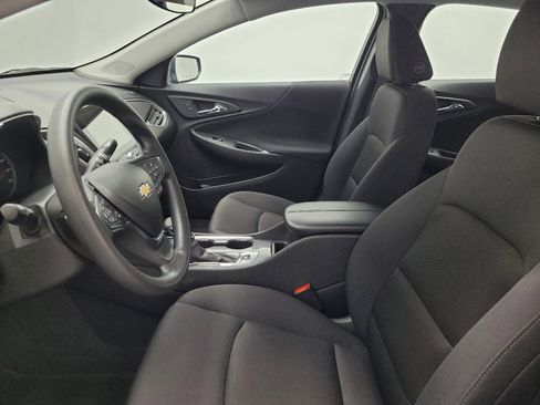 Used 2024 Chevrolet Malibu LT image 17