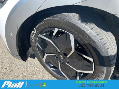 Used 2024 Hyundai Ioniq 5 Limited RWD image 18
