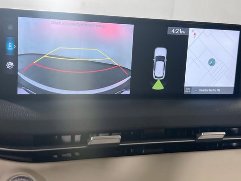 Used 2023 Genesis GV70 2.5T w/ Select Package image 14