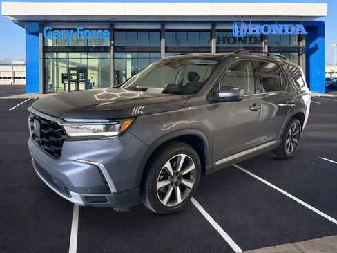 Certified 2024 Honda Pilot Elite image 4
