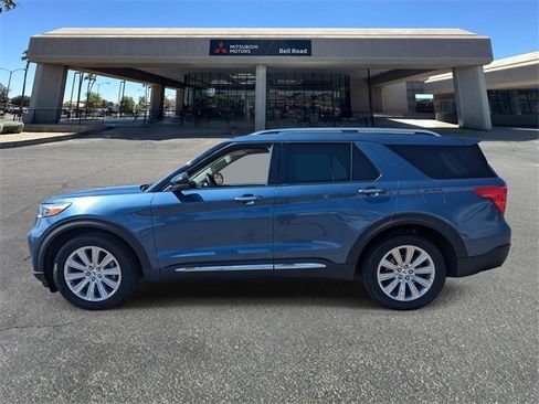 Used 2020 Ford Explorer Limited w/ Class III Trailer Tow Package image 2