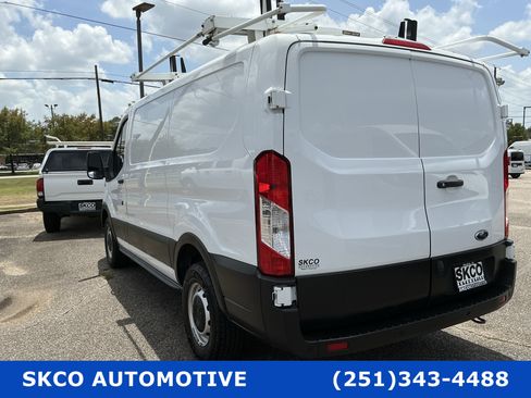 Used 2020 Ford Transit 250 Low Roof RWD image 3
