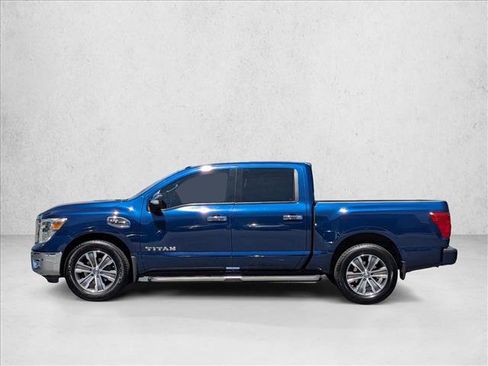 Used 2017 Nissan Titan SL RWD image 8
