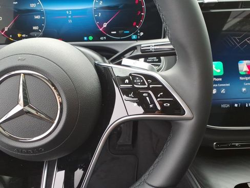 New 2026 Mercedes-Benz E 350 4MATIC Sedan image 21